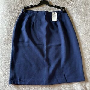 Navy Knee-Length Skirt with back zipper closure for Work